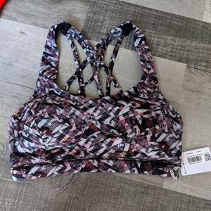 Lululemon Free to be serene bra NWT